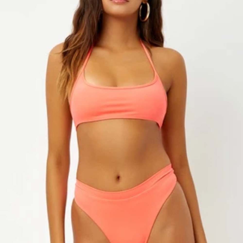 **BRAND NEW** Frankies Bikinis Bea Top and Bottom